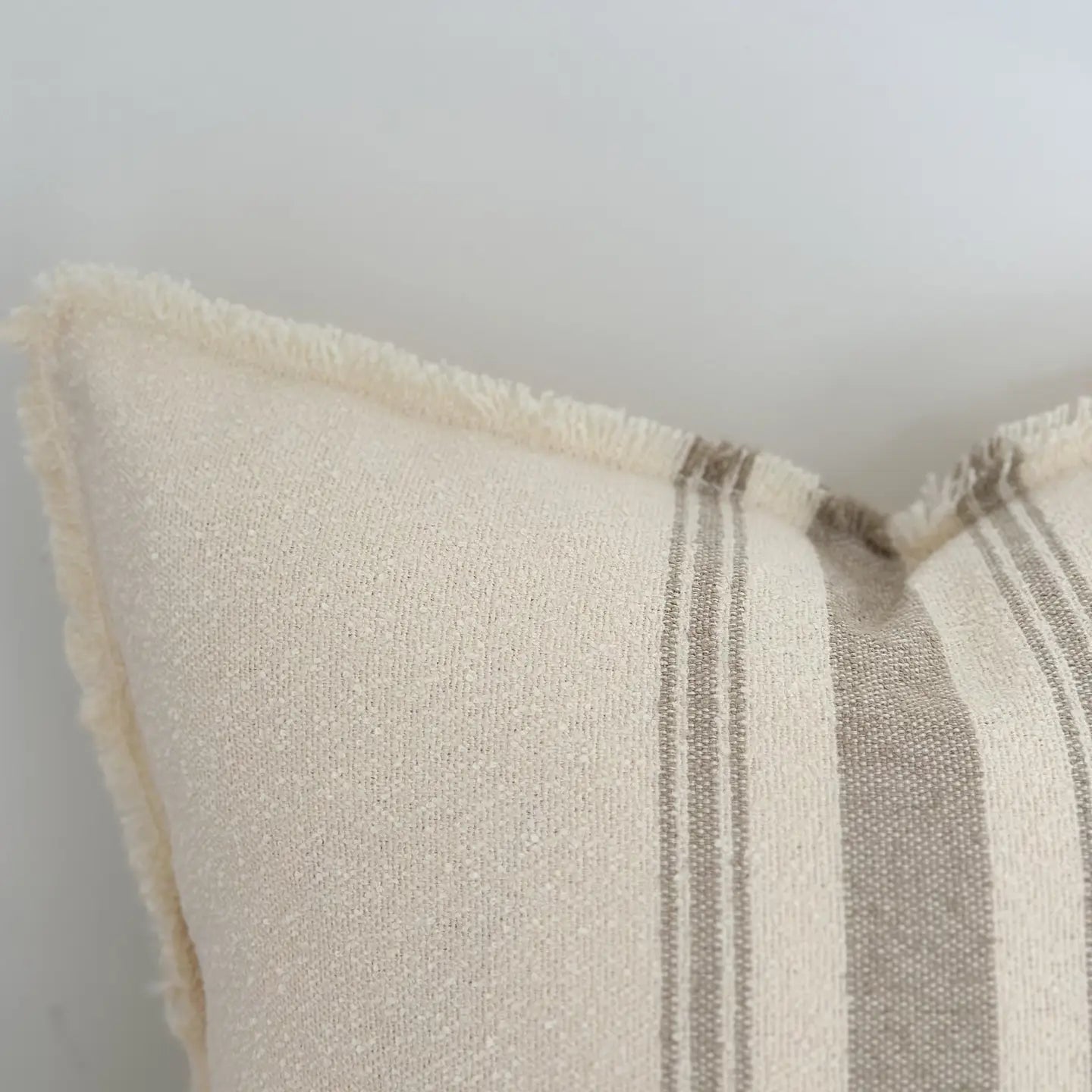 Kissenbezug Ellie 45x45 - Greige Stripe